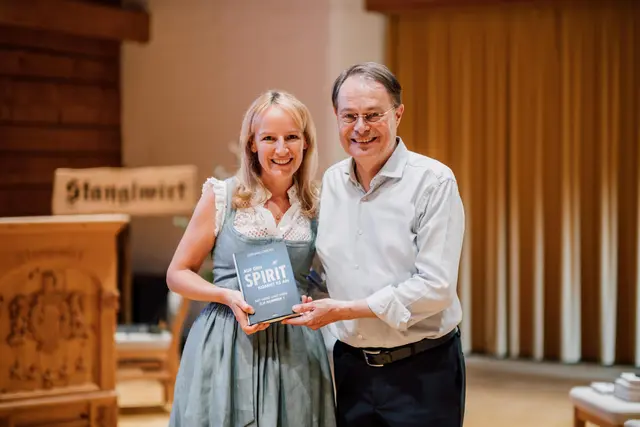 Maria Hauser mit Gerhard Drexel. | Foto: Stanglwirt/Skyline Medien
