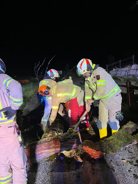 Die Stadtfeuerwehr Kufstein musste am Mittwoch zu vierzig Einsätzen ausrücken. | Foto: ZOOM.Tirol