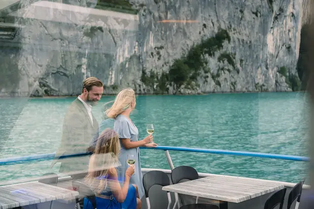 Bei den besonderen Themenfahrten der WolfgangseeSchifffahrt lassen sich Genuss und Entertainment auf wunderbare Art und Weise vereinen.  | Foto: Salzburg AG Tourismus GmbH