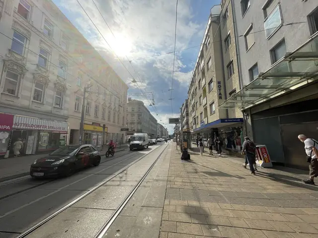 Die Wirtschaftskammer möchte den Handel trotz Baustelle auf der Hütteldorfer Straße vorantreiben. | Foto: Patricia Hillinger/MeinBezirk