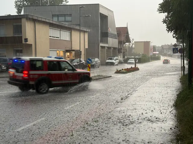Der Starkregen führte in der Festungsstadt zu überfluteten Straßen.  | Foto: ZOOM.Tirol