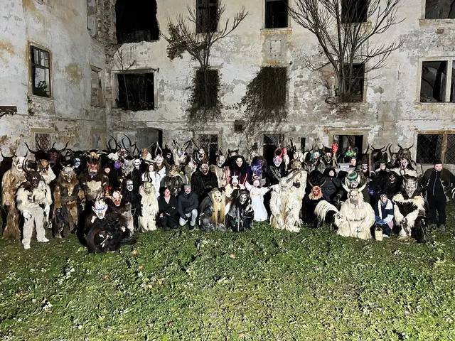 Perchtenlauf Gruppenfoto | Foto: MG Pottendorf