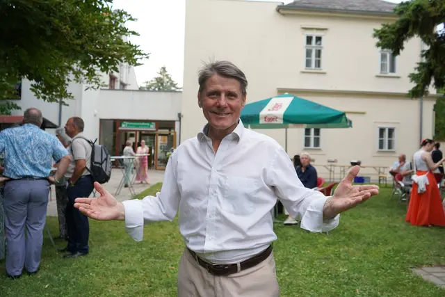 Christian Spatzek, Schauspieler, Regisseur und Intendant des Theater Sommer Parndorf  | Foto: Andrea Glatzer