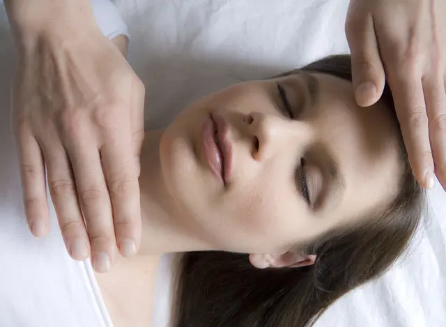 Wer jetzt Energie und Kraft neu finden möchte, der kann das im Rahmen der Meditationsabende tun. (Symbolbild) | Foto: RMA/zVg