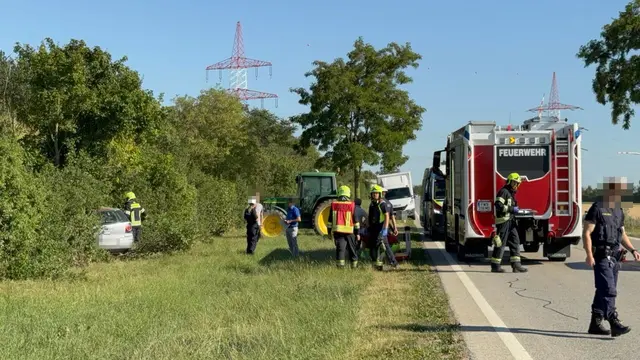 Die verletzte Frau wurde schließlich vom Rettungsdienst des Samariterbundes Ebreichsdorf erstversorgt und in weiterer Folge in ein Klinikum abtransportiert.  | Foto: DOKU-NÖ