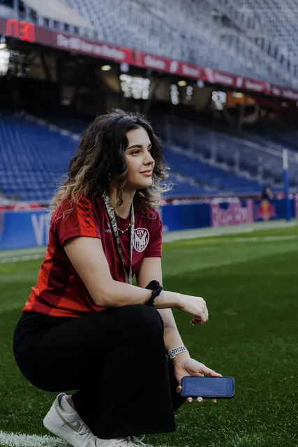 Mittendrin im Geschehen: Alina Loshaj, Social-Media-Managerin von KSV 1919 | Foto: KSV 1919