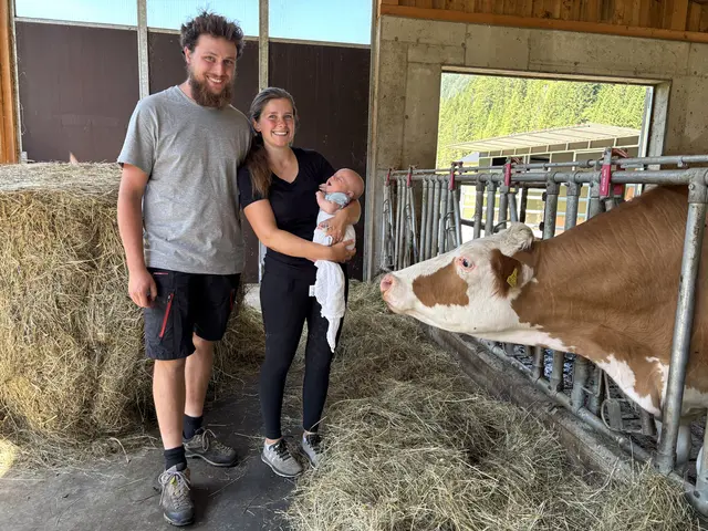 Elias Bailom und seine Luisa mit Söhnchen Ferdinand haben ihr Glück gefunden - in der Landwirtschaft und privat. | Foto: Reichel