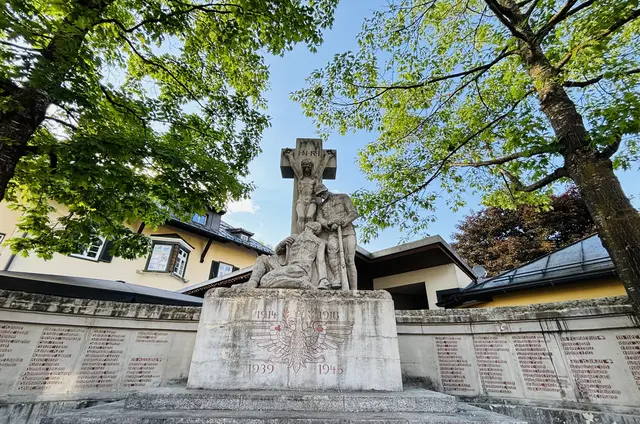 Ein Projekt zum Kriegerdenkmal in Arbeit. | Foto: Kogler