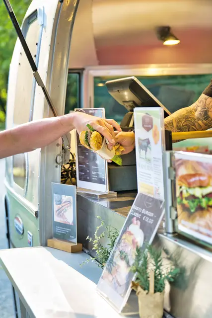 Streetfoodsommer im Schlosspark Pottendorf | Foto: Gilian Scharf