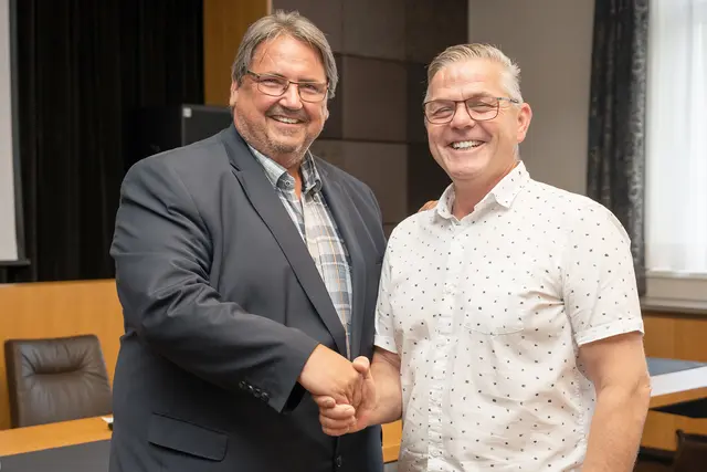 Erneuerung bei der SPÖ Leibnitz: René Kniewallner folgt auf Josef Muchitsch. Muchitsch bleibt „seiner“ SPÖ-Leibnitz mit Rat, Tat und seinem guten Netzwerk erhalten. | Foto: SPÖ Leibnitz
