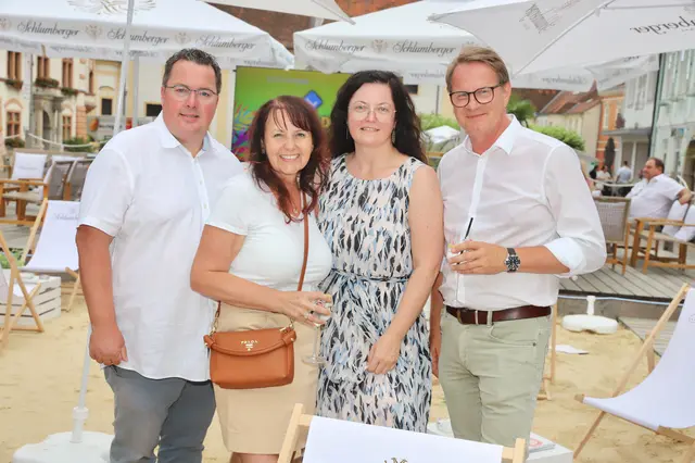 Gute Stimmung bei Christian Sommerbauer, Margit Krobath, Simone Pfeiffer und Marcus Martschitsch (v. l.). | Foto: Alfred Mayer