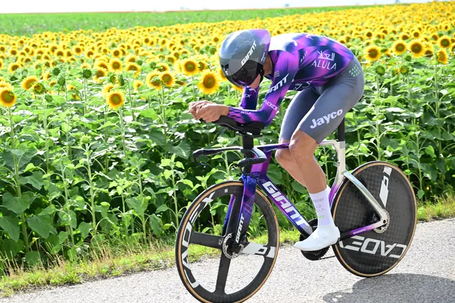 Patrick Gamper während des Einzelzeitfahrens veu den Staatsmeisterschaften Straßenrennen 2025.  | Foto: EXPA/ Reinhard Eisenbauer