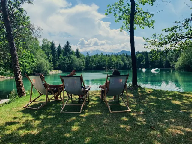 Das Waldbad erstreckt sich über eine 3,6 Hektar große Wasserfläche. Die Liegefläche umfasst eine Fläche von fast 2 Hektar. | Foto: Waldbad Anif