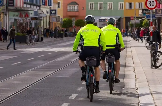 197 Anzeigen setzte es am Donnerstag beim landesweiten Kontrollschwerpunkt des Fahrrad- und E-Scooter-Verkehrs in Tirol. | Foto: Landespolizeidirektion Tirol