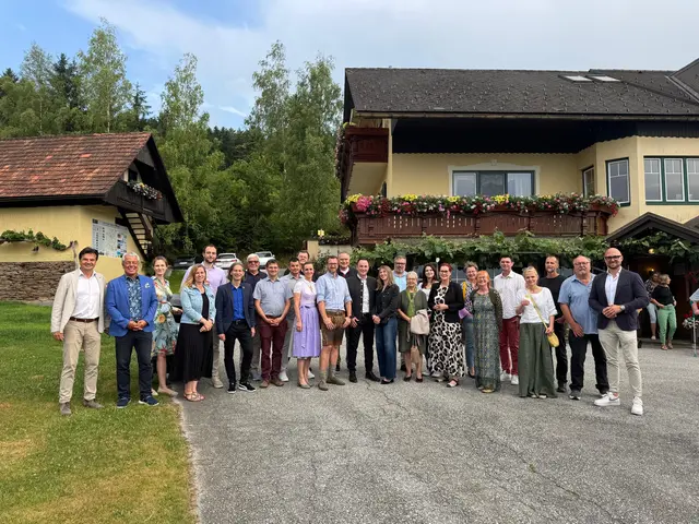 Die Mitglieder des Rotary Clubs Voitsberg-Köflach vor dem Buschenschank Zach in Ligist | Foto: RC Voitsberg-Köflach