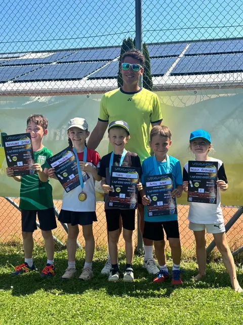 Kleine große Gewinner und strahlende Kinderaugen bei der Premiere der erst taf-Kids Open in Thalheim von der hiesigen taf-tennis academy. | Foto: taf-tennis academy