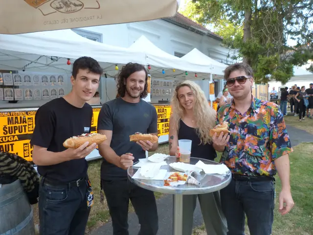 Burgenländische Musiker wie Max Schabl waren beim Croatisada Festival vor Ort und feierten mit guter Laune mit! | Foto: Vanessa Wittmann