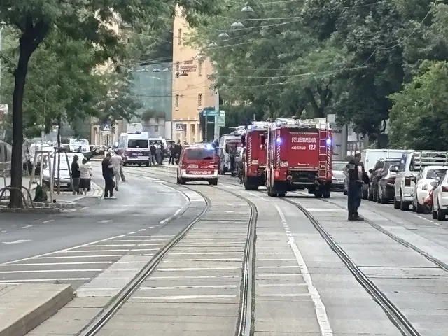 Großeinsatz am Freitagnachmittag in Penzing. | Foto: Andreas Pölzl/MeinBezirk Wien