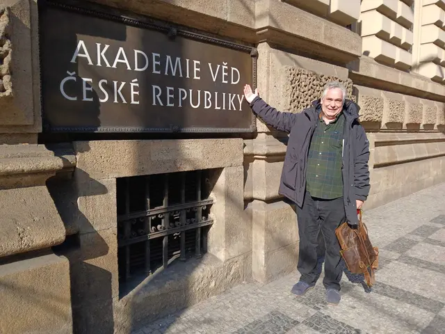 Dr. Karl Hohensinner referierte an der Tschechischen Akademie der Wissenschaft in Prag. 