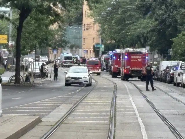 Großeinsatz am Freitagnachmittag in Penzing. | Foto: Andreas Pölzl/MeinBezirk Wien