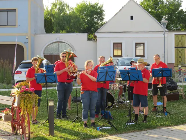 Die Musikanten und Musikantinnen sorgten für Stimmung unter den Gästen.