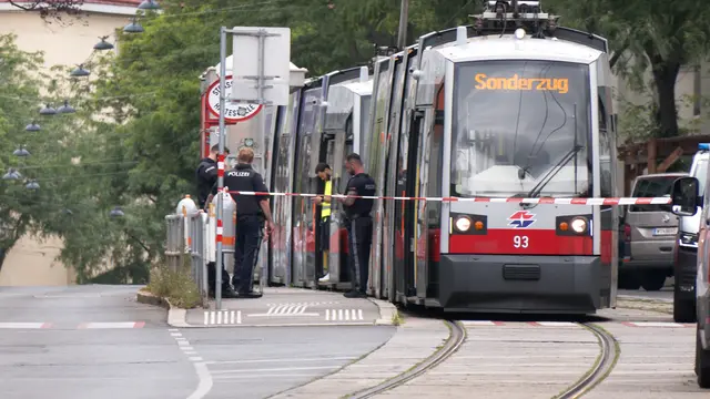 Am Freitagnachmittag wurde eine Bim-Garnitur beschossen. Am Samstag gibt es weitere Details zu dem Fall. Der mutmaßliche Schütze dürfte stark alkoholisiert gewesen sein. | Foto: Andreas Pölzl/MeinBezirk Wien