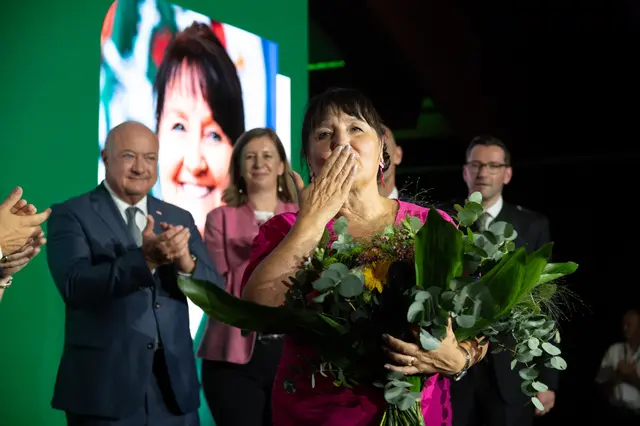Eine überglückliche Manuela Khom: Beim außerordentlichen Parteitag in Premstätten wurde sie von 98,6 Prozent der Delegierten bestätigt. | Foto: STVP/Lorber Jörgler