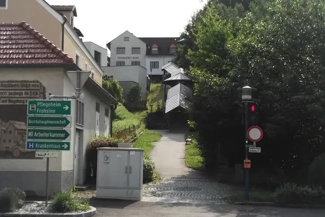 Heute-Foto: Die Stiegenanlage ist mit Rastplätzen ausgestattet. | Foto: B. Hofmann