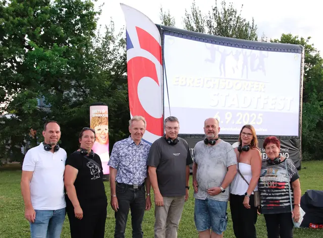 STR Thomas Reininger, GR Michaela Burger, Vize Bgm. Christian Pusch, Bgm. Abg. z. NR Wolfgang Kocevar, GR Hans Hochwarter, STR Birgit Reininger, GR Maria Sordje. | Foto: Stadtgemeinde Ebreichsdorf