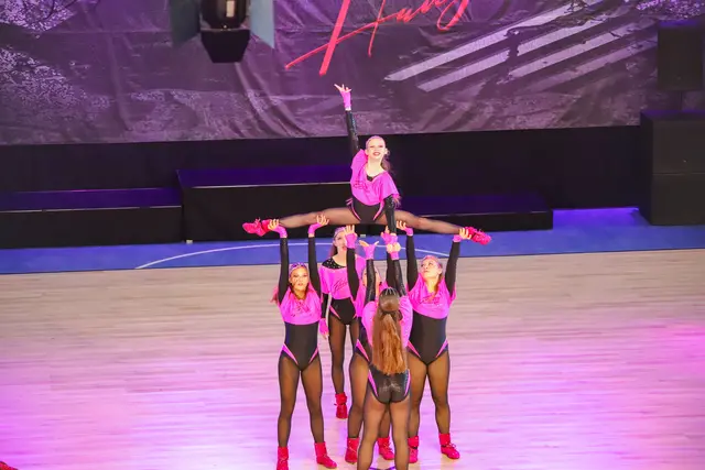 Die Girlsformation "Timeless" ertanzte sich den großartigen 9. Platz | Foto: Iris Bloder