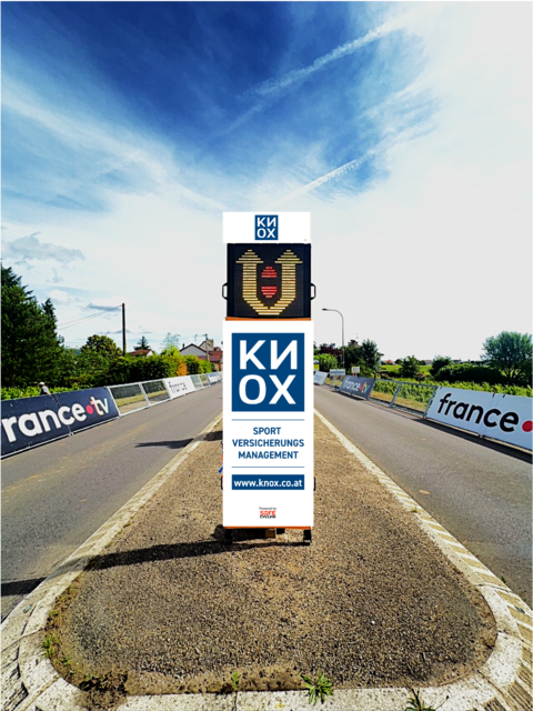 Um die Sicherheit auf der heurigen Tour of Austria zu erhöhen, ist erstmals die Firma Safe Cycling mit seinen innovativen Safety Signs im Einsatz. Auch das digitale Streckenplanungstool Veloviewer soll zur Sicherheit beitragen. | Foto: Tour of Austria