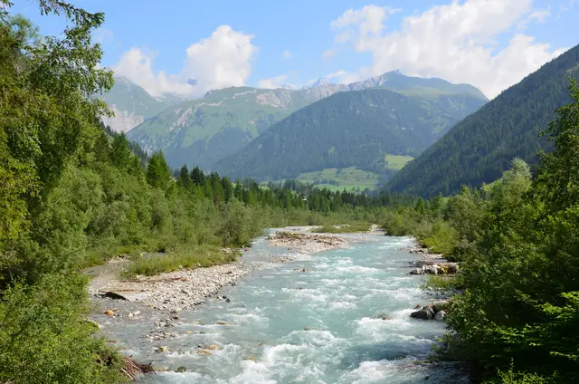Ein unbesetztes Boot wurde in der Isel bei Lienz entdeckt. (Symbolbild) | Foto: Marianne Götsch