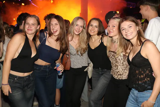 Die Partycrew des Abends! | Foto: Sona Hasoyan