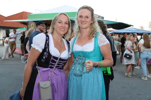 Alex und Lisi gehen öfter zusammen auf Festl. | Foto: Markus Bäumler/zema-medien.de