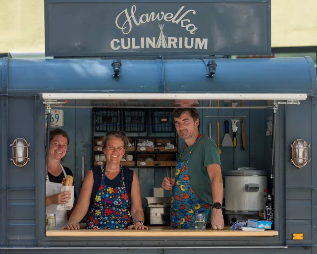 Kulinarisch versorgt wurde die Gäste beim Food-Trailer von Hawelka Culinarium.