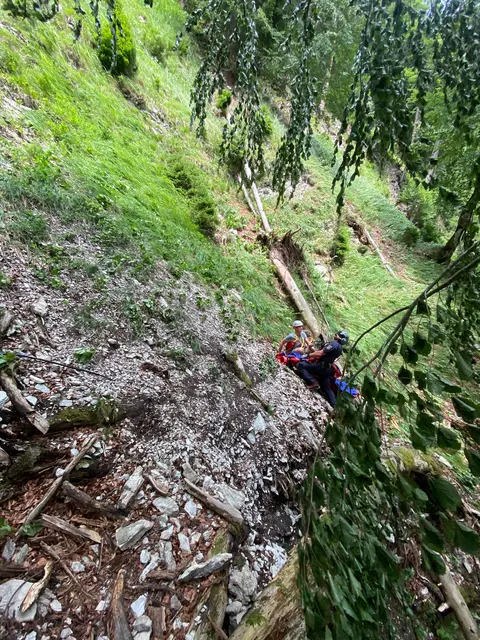 Ein Angehöriger entdeckte schließlich den leblosen Körper des Mannes im Bereich Stubachquelle 120 Meter unterhalb eines Steiges. | Foto: ZOOM.TIROL