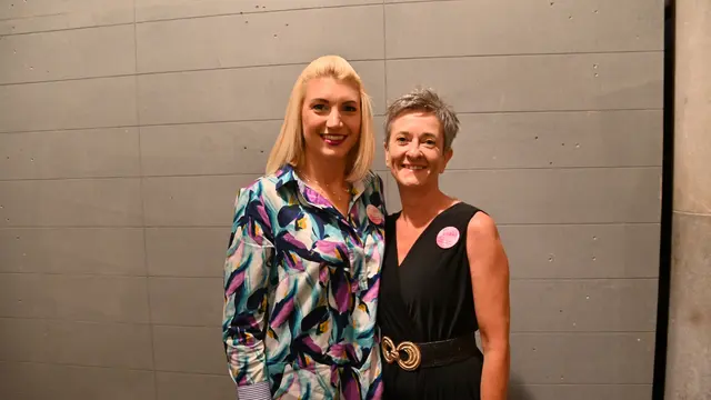 Die engagierten Mitarbeiterinnen Julia Preimel und Monika Gaberscek