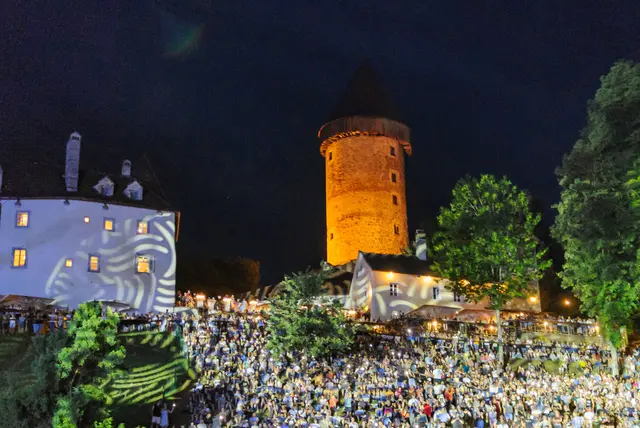 Super Stimmung herrschte unter den 10.000 Konzertbesuchern | Foto: Wolfgang Simlinger