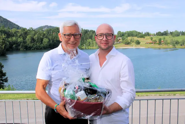 Gemeinsame GAK-Erinnerungen und ein Geburtstagsgeschenk | Foto: Cescutti