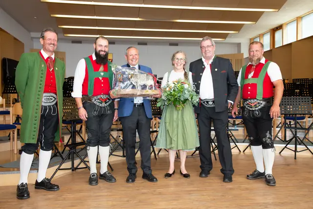 Ulrich Thurnes, Christoph Jung, Paul Greiter, Romana Greiter, Richard Althaler und Michael Schöpf (v.l.). | Foto: Maria Venier