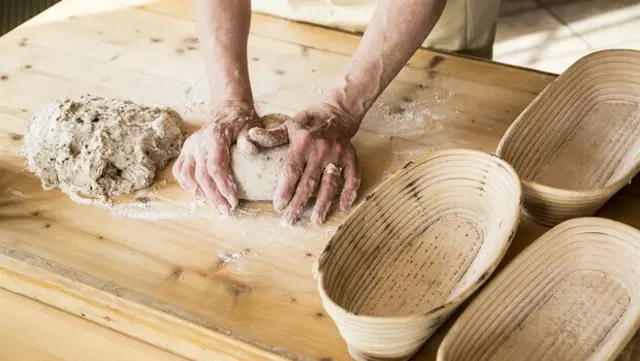 Das original Lesachtaler Brot nach alten Rezepten wird am Brotfest gefeiert. | Foto: Privat
