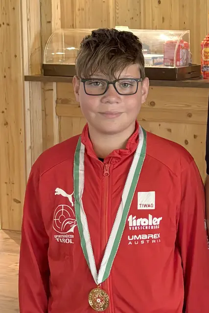 Sieger Jugend stehend aufgelegt - Frank Köll | Foto: Hermann Novotny