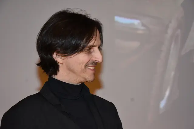 Thomas Erlmoser. Den Abschluss des Kultursommers in den Pabneukirchner Holzwelten bildet traditionell das Sommerkino. Am Samstag, 12. Juli 2025, ist der mehrfach ausgezeichnete Film „Im Haus der alten Augustin“ zu sehen. 