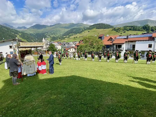 Feierliche Messe und anschließender Prozession auf den Muiren. | Foto: Sven Knoll