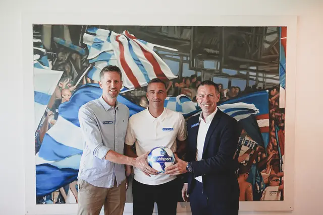 Sportdirektor Christoph Schößwendter, Neo Cheftrainer Mitja Mörec und Blau-Weiß Geschäftsführer Christoph Peschek. | Foto: FC Blau-Weiß Linz