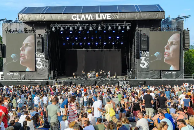 Opus und die Schick Sisters auf Burg Clam | Foto: Wolfgang Simlinger