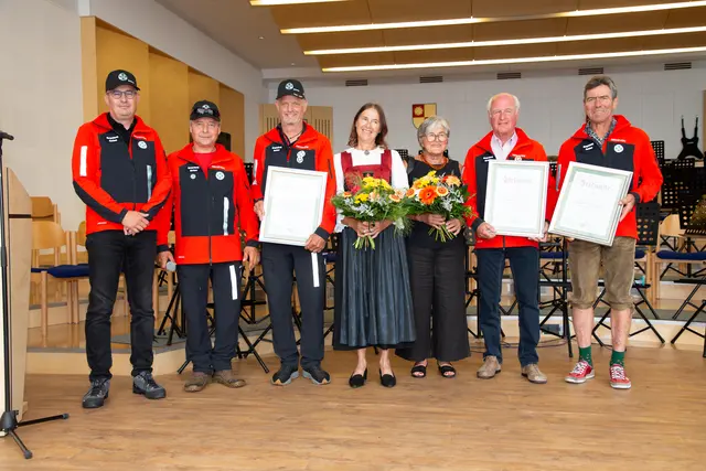 Richard Hochenegger, Kurt Klinec, Peter Geiger, Angela Geiger, Martha Hammerle, Rudolf Hammerle und Georg Peer (v.l.). | Foto: Maria Venier