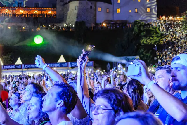 Super Stimmung herrschte unter den 10.000 Konzertbesuchern | Foto: Wolfgang Simlinger