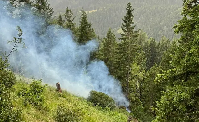 Starke Rauchentwicklung auf 1.650 Metern Seehöhe. | Foto: Freiwillige Feuerwehr Metnitz