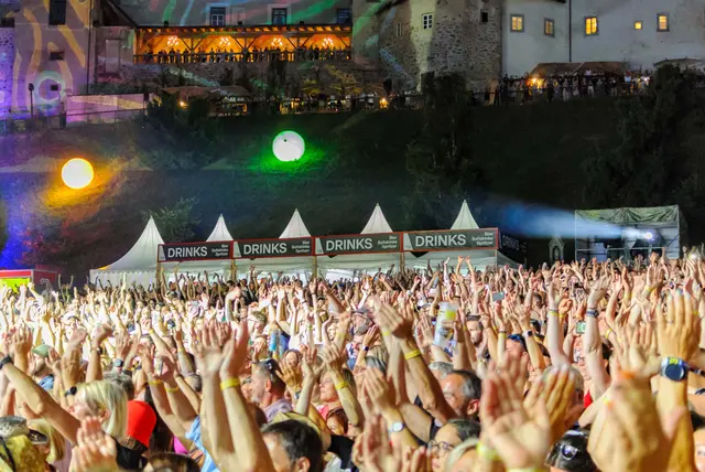Super Stimmung herrschte unter den 10.000 Konzertbesuchern | Foto: Wolfgang Simlinger